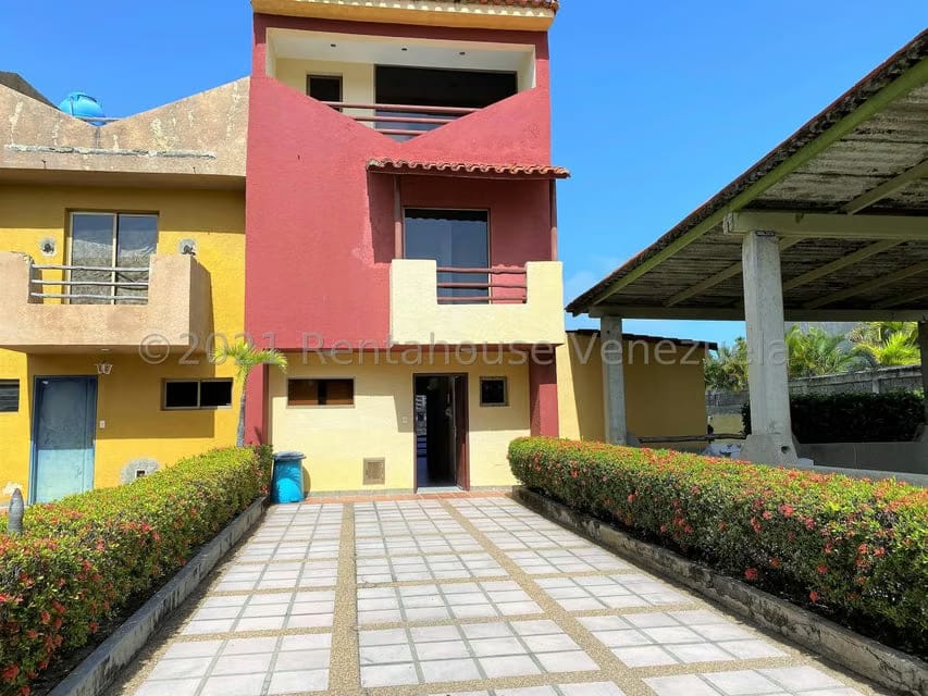 Townhouse (Multiples Niveles) en Venta en Puerto Encantado, Miranda - 3