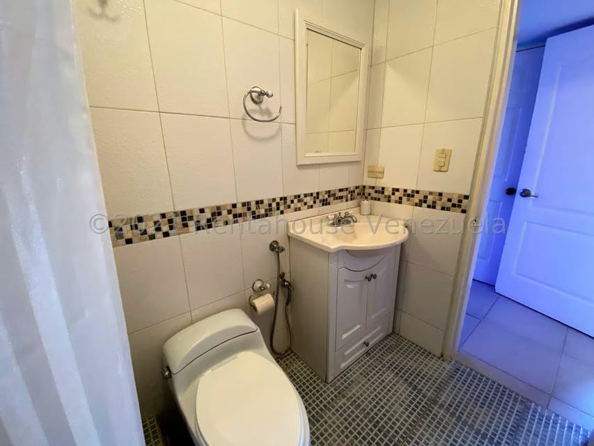 Townhouse (Multiples Niveles) en Venta en Puerto Encantado, Miranda - 27