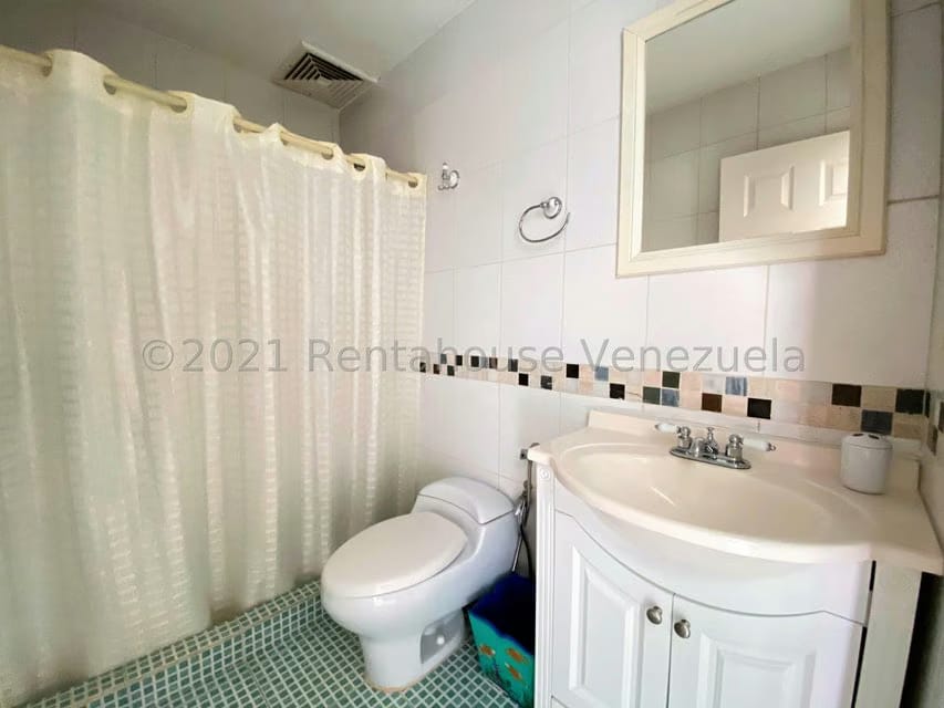 Townhouse (Multiples Niveles) en Venta en Puerto Encantado, Miranda - 37
