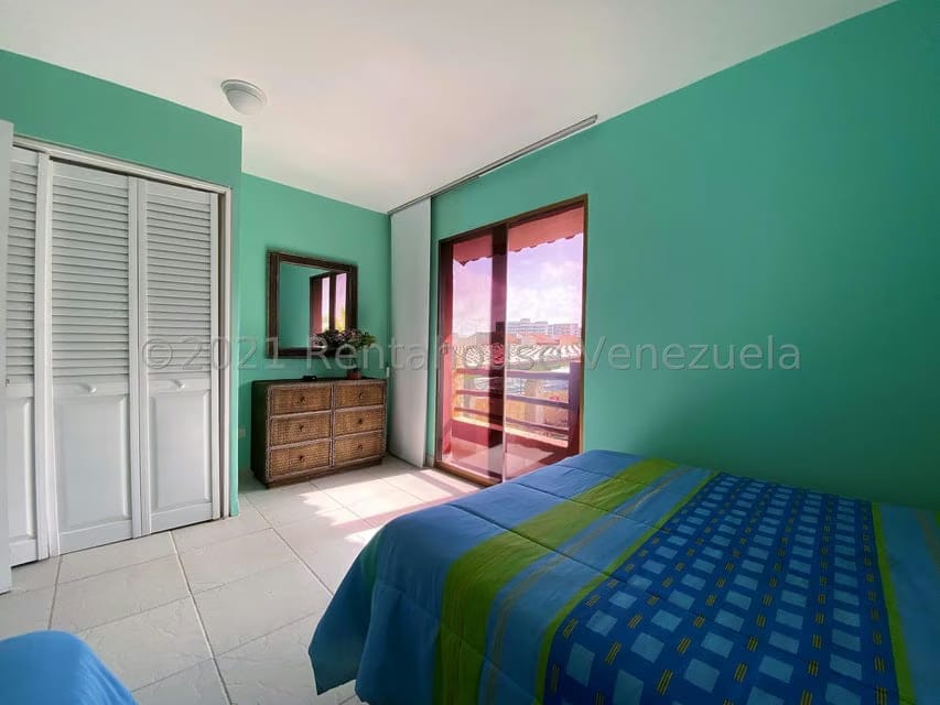 Townhouse (Multiples Niveles) en Venta en Puerto Encantado, Miranda - 40