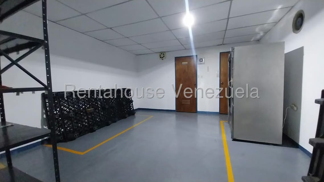 Comercial (Local Comercial) en Alquiler en Zona Este, Lara - 20