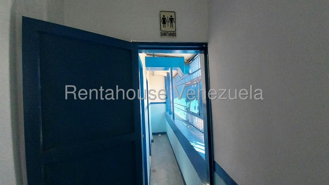 Comercial (Local Comercial) en Alquiler en Zona Este, Lara - 30