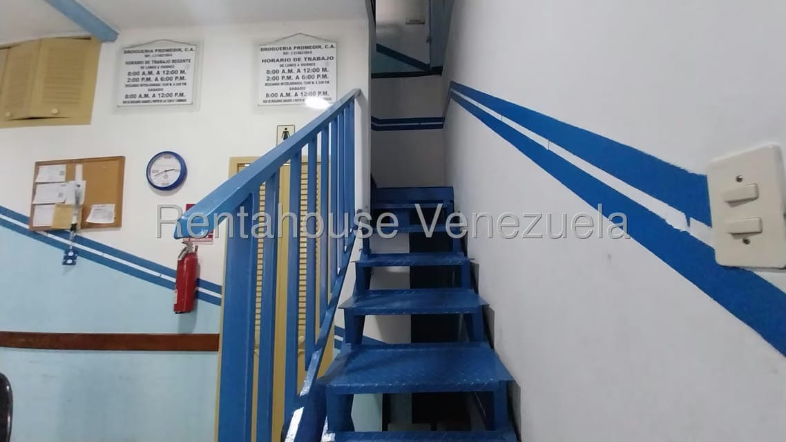 Comercial (Local Comercial) en Alquiler en Zona Este, Lara - 35