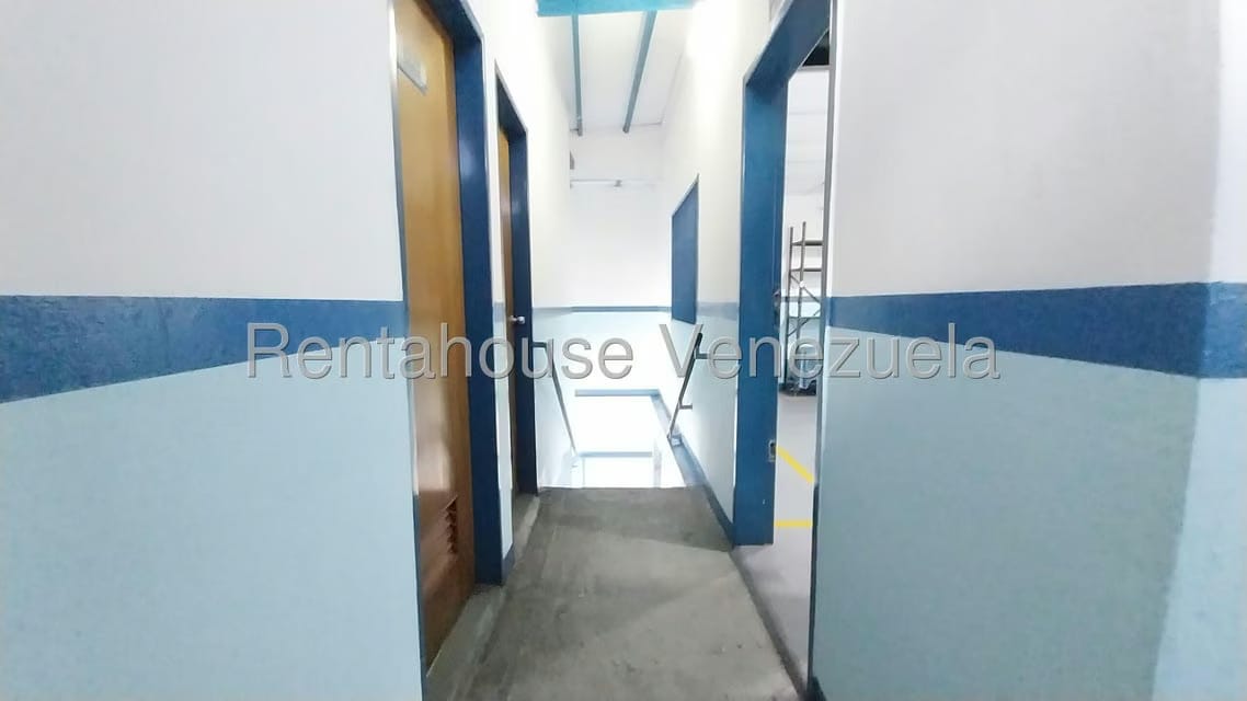 Comercial (Local Comercial) en Alquiler en Zona Este, Lara - 10