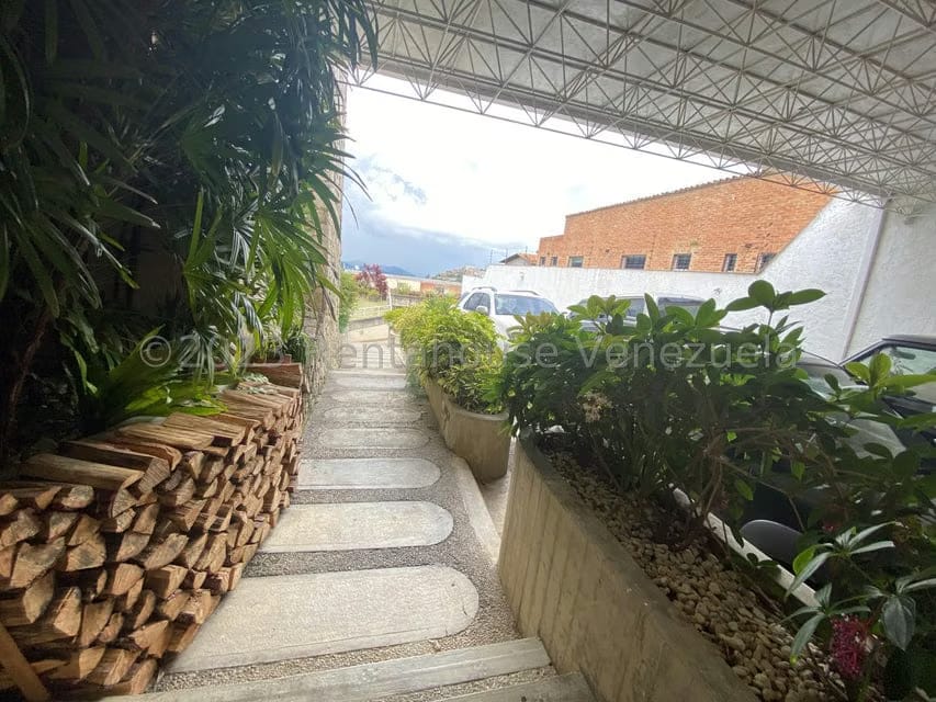 Casa (Multipes Niveles) en Venta en La Lagunita Country Club, Distrito Metropolitano - 8