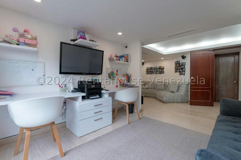 Apartamento (1 Nivel) en Venta en Lomas de La Lagunita, Distrito Metropolitano - 26