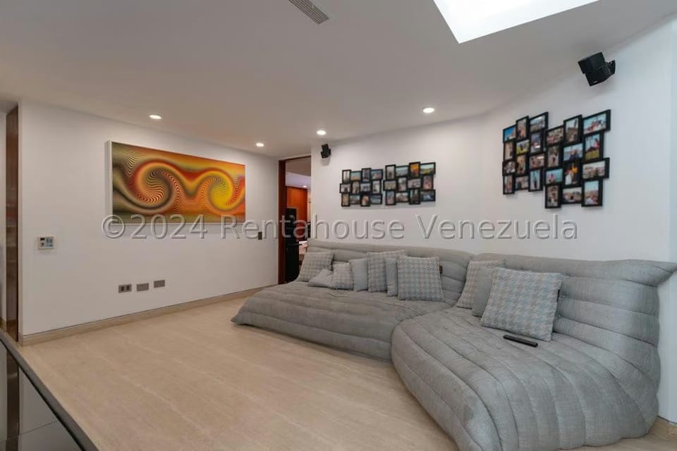 Apartamento (1 Nivel) en Venta en Lomas de La Lagunita, Distrito Metropolitano - 27