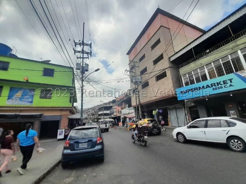 Comercial (Galpon - Deposito) en Alquiler en Antimano, Distrito Metropolitano - 2