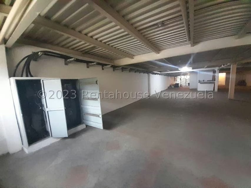 Comercial (Galpon - Deposito) en Alquiler en Antimano, Distrito Metropolitano - 17