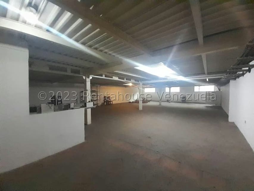 Comercial (Galpon - Deposito) en Alquiler en Antimano, Distrito Metropolitano - 18