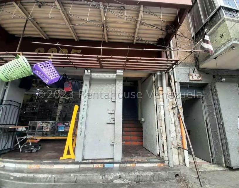 Comercial (Galpon - Deposito) en Alquiler en Antimano, Distrito Metropolitano - 3