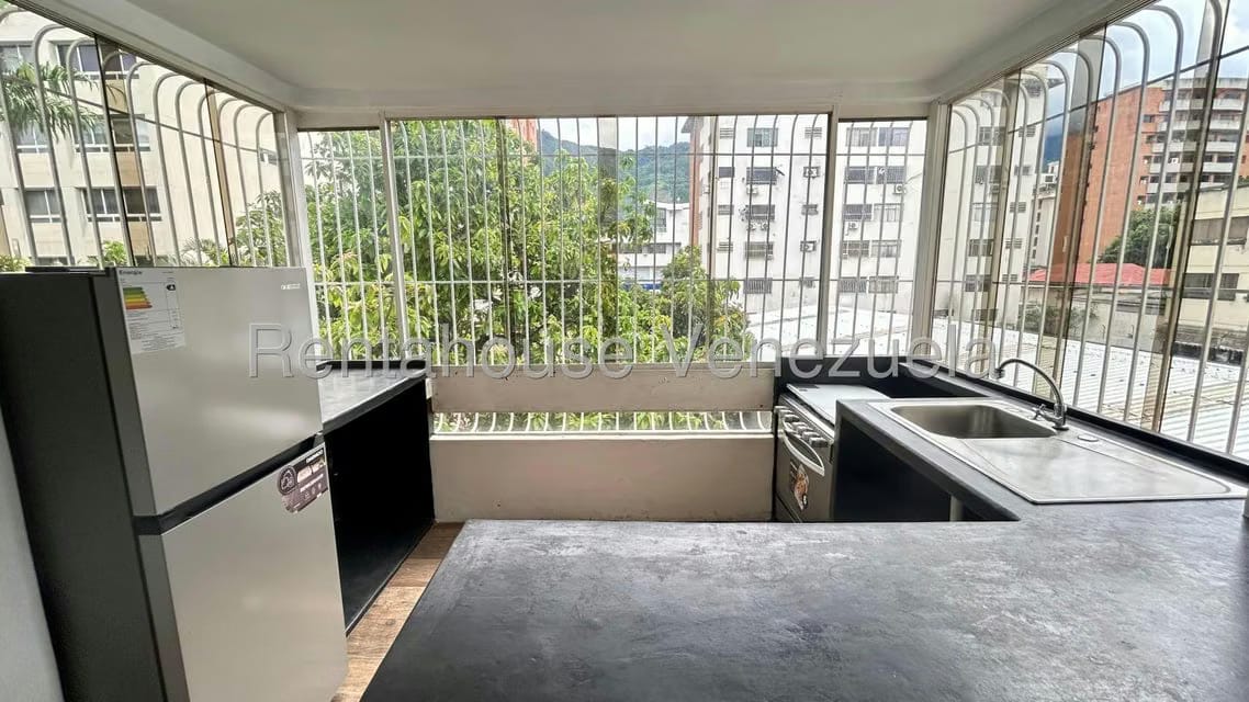 Apartamento (1 Nivel) en Alquiler en La Campiña, Distrito Metropolitano - 5