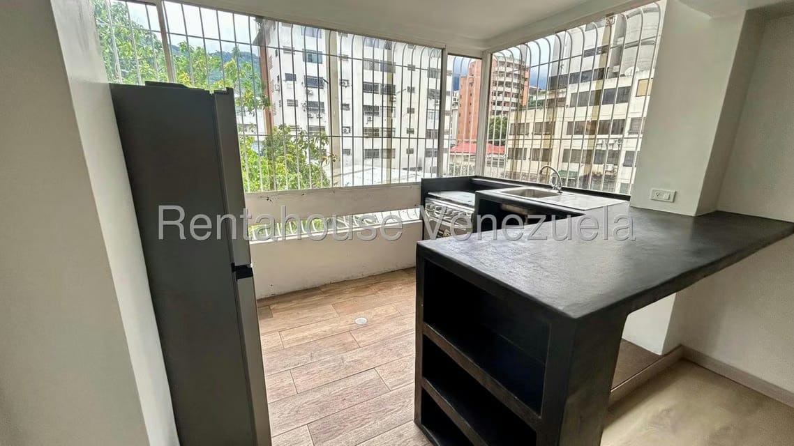 Apartamento (1 Nivel) en Alquiler en La Campiña, Distrito Metropolitano - 6
