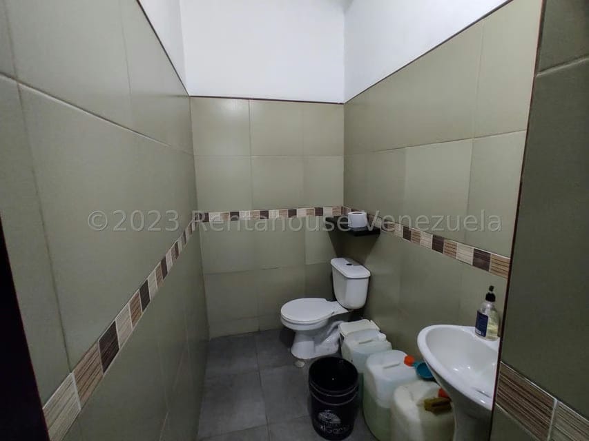 Comercial (Galpon - Deposito) en Venta en Mariperez, Distrito Metropolitano - 13
