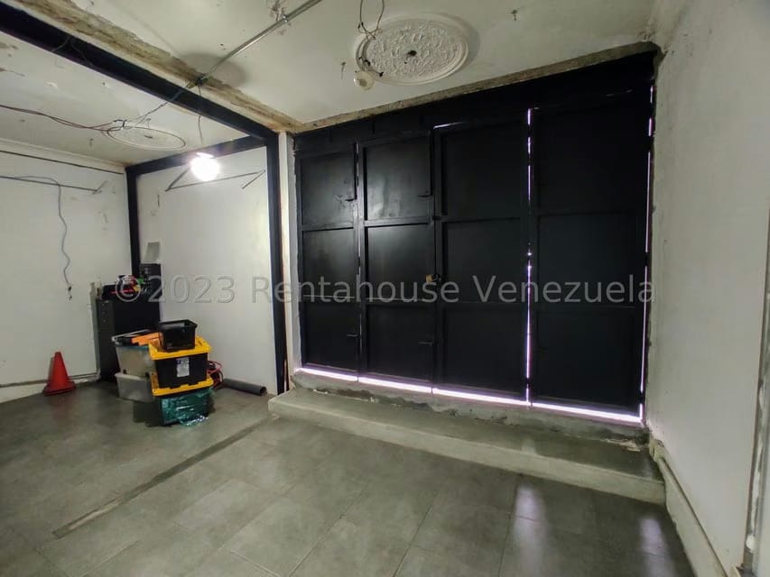 Comercial (Galpon - Deposito) en Venta en Mariperez, Distrito Metropolitano - 3