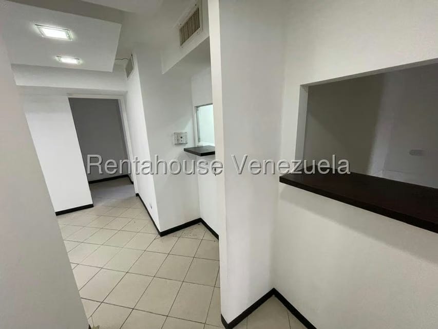 Comercial (Oficina) en Alquiler en La California Sur, Distrito Metropolitano - 12