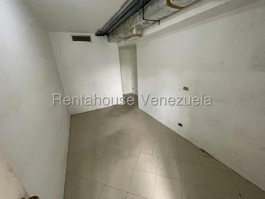 Comercial (Oficina) en Alquiler en La California Sur, Distrito Metropolitano - 19