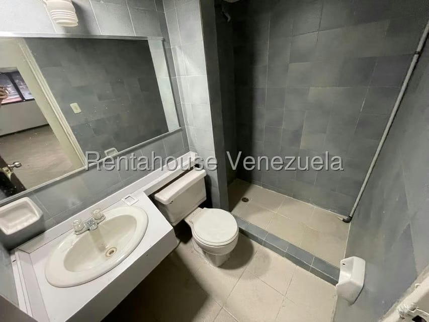 Comercial (Oficina) en Alquiler en La California Sur, Distrito Metropolitano - 20