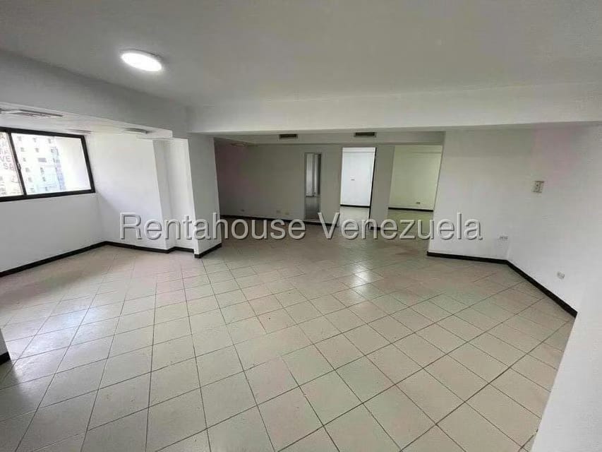 Comercial (Oficina) en Alquiler en La California Sur, Distrito Metropolitano - 4