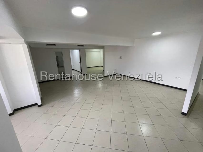 Comercial (Oficina) en Alquiler en La California Sur, Distrito Metropolitano - 5