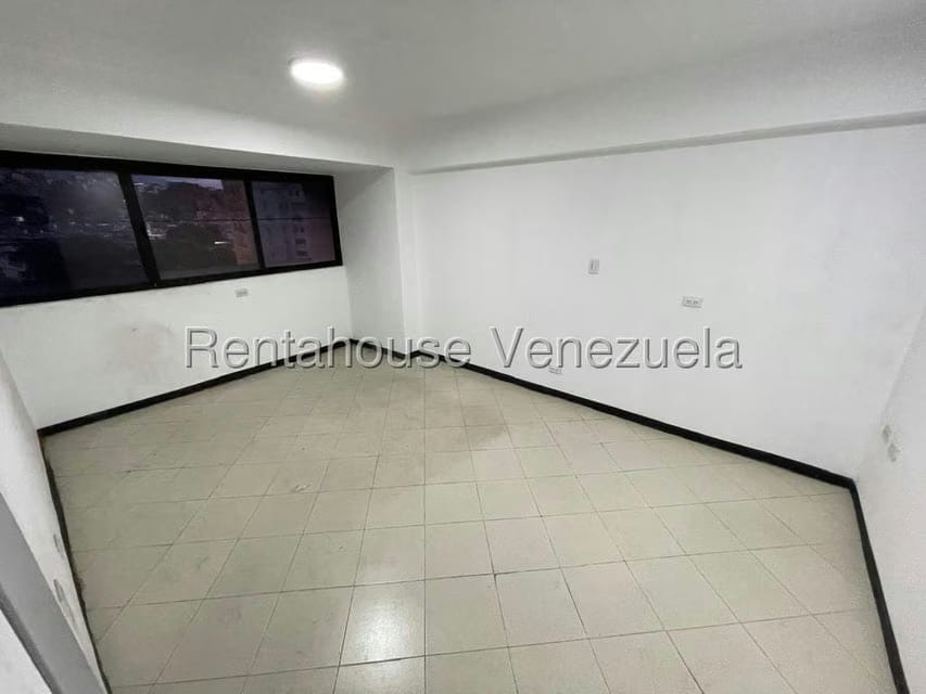 Comercial (Oficina) en Alquiler en La California Sur, Distrito Metropolitano - 6