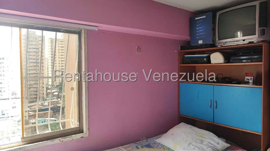 Apartamento (1 Nivel) en Venta en Parroquia Altagracia, Distrito Metropolitano - 18