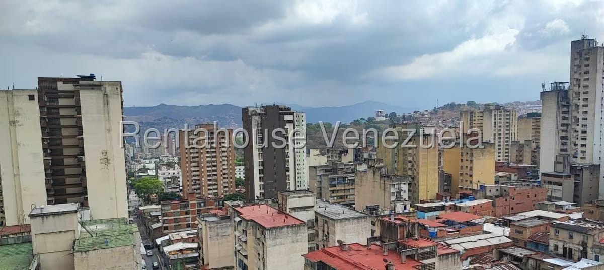 Apartamento (1 Nivel) en Venta en Parroquia Altagracia, Distrito Metropolitano - 27