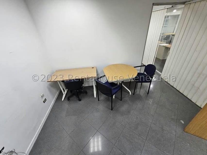 Comercial (Local Comercial) en Alquiler en Los Caobos, Distrito Metropolitano - 11