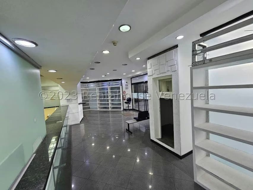 Comercial (Local Comercial) en Alquiler en Los Caobos, Distrito Metropolitano - 23