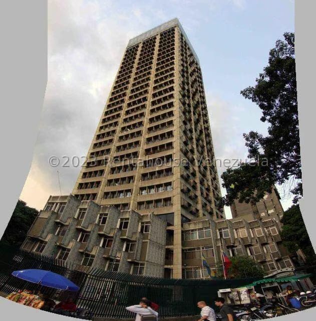 Comercial (Local Comercial) en Alquiler en Los Caobos, Distrito Metropolitano - 26
