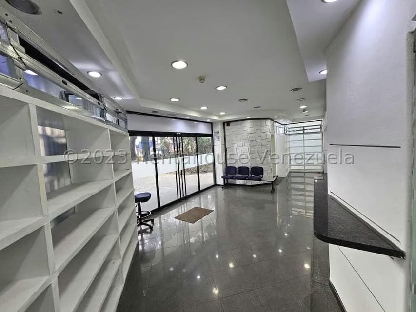 Comercial (Local Comercial) en Alquiler en Los Caobos, Distrito Metropolitano - 4