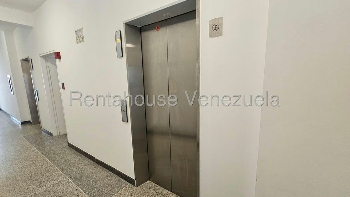 Apartamento (Penthouse) en Venta en Lomas del Sol, Distrito Metropolitano - 24