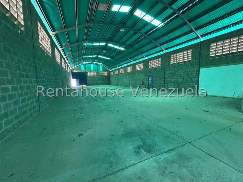 Comercial (Galpon - Deposito) en Alquiler en Parroquia Juan de Villegas, Lara - 2