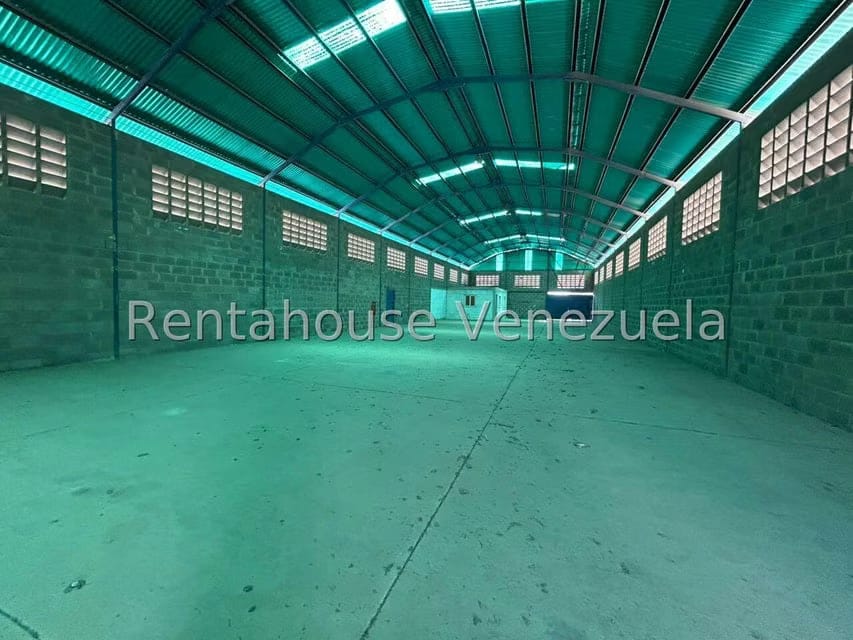 Comercial (Galpon - Deposito) en Alquiler en Parroquia Juan de Villegas, Lara - 11