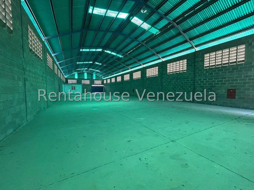 Comercial (Galpon - Deposito) en Alquiler en Parroquia Juan de Villegas, Lara - 12