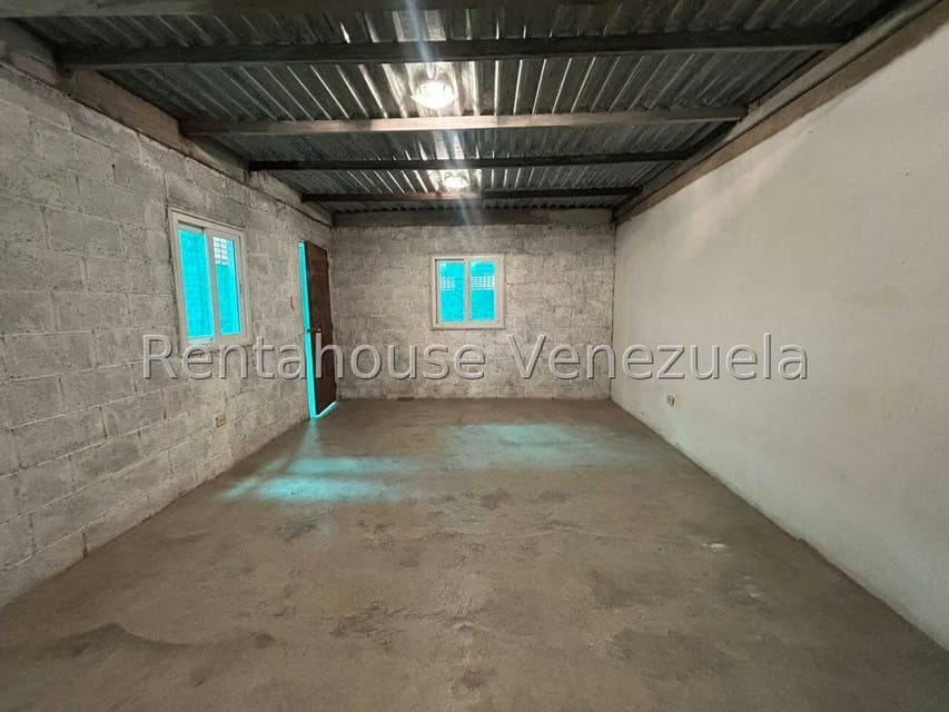 Comercial (Galpon - Deposito) en Alquiler en Parroquia Juan de Villegas, Lara - 17