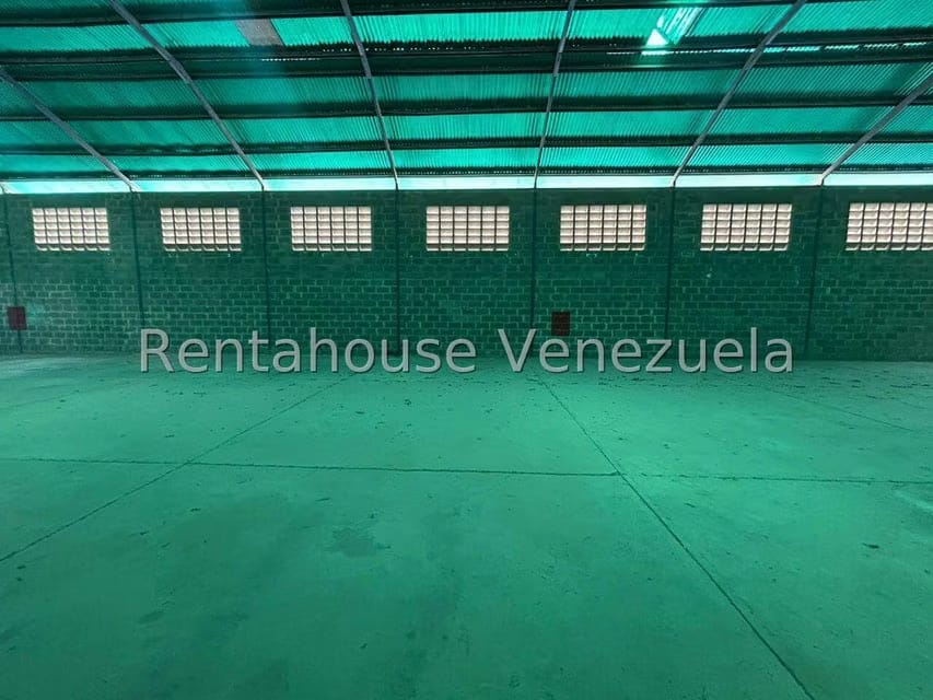 Comercial (Galpon - Deposito) en Alquiler en Parroquia Juan de Villegas, Lara - 5