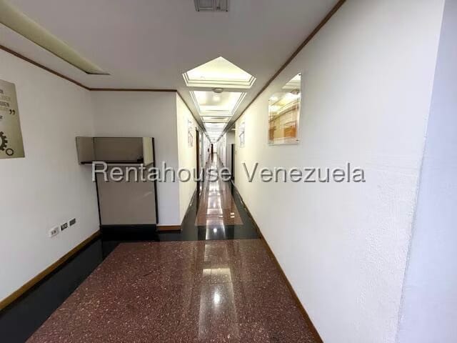 Comercial (Oficina) en Alquiler en Los Cortijos de Lourdes, Distrito Metropolitano - 23