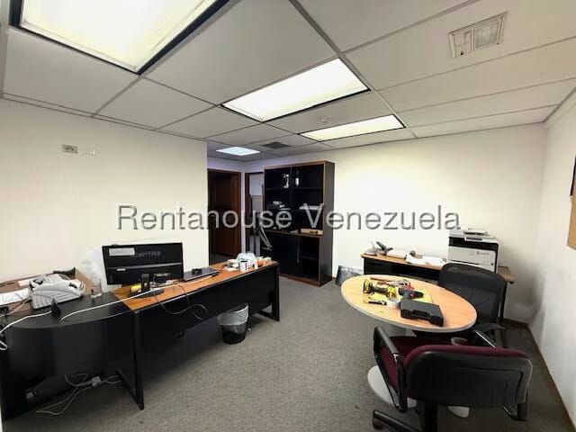 Comercial (Oficina) en Alquiler en Los Cortijos de Lourdes, Distrito Metropolitano - 24