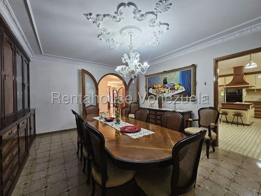 Casa (Multipes Niveles) en Venta en Colinas de La California, Distrito Metropolitano - 24