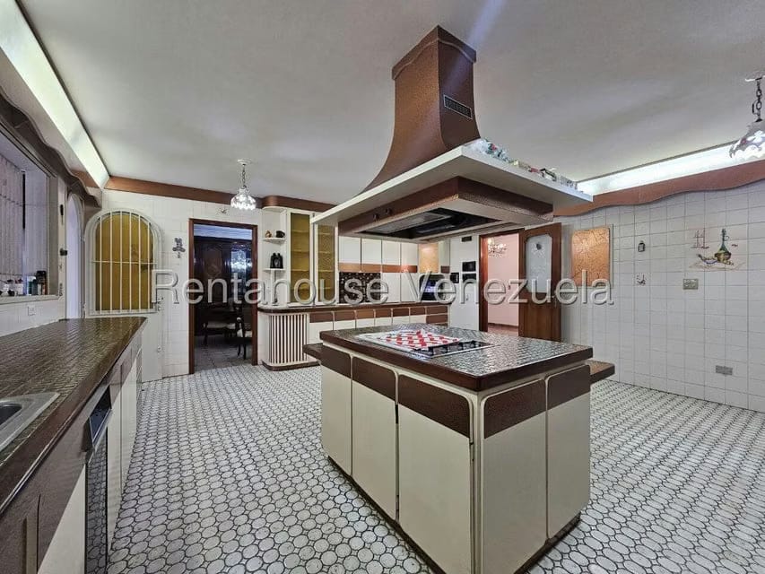 Casa (Multipes Niveles) en Venta en Colinas de La California, Distrito Metropolitano - 28