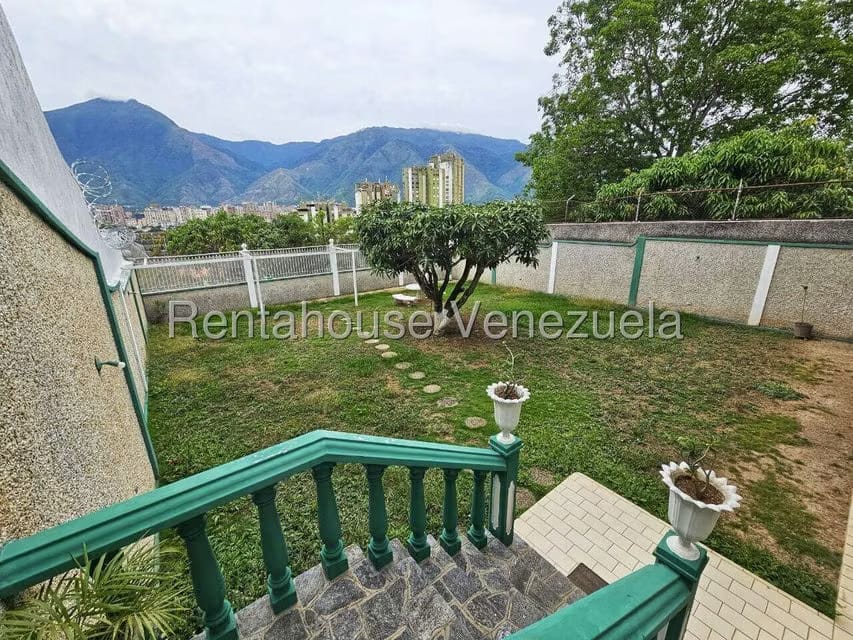 Casa (Multipes Niveles) en Venta en Colinas de La California, Distrito Metropolitano - 47