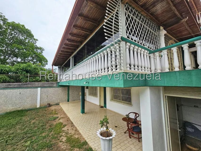 Casa (Multipes Niveles) en Venta en Colinas de La California, Distrito Metropolitano - 48