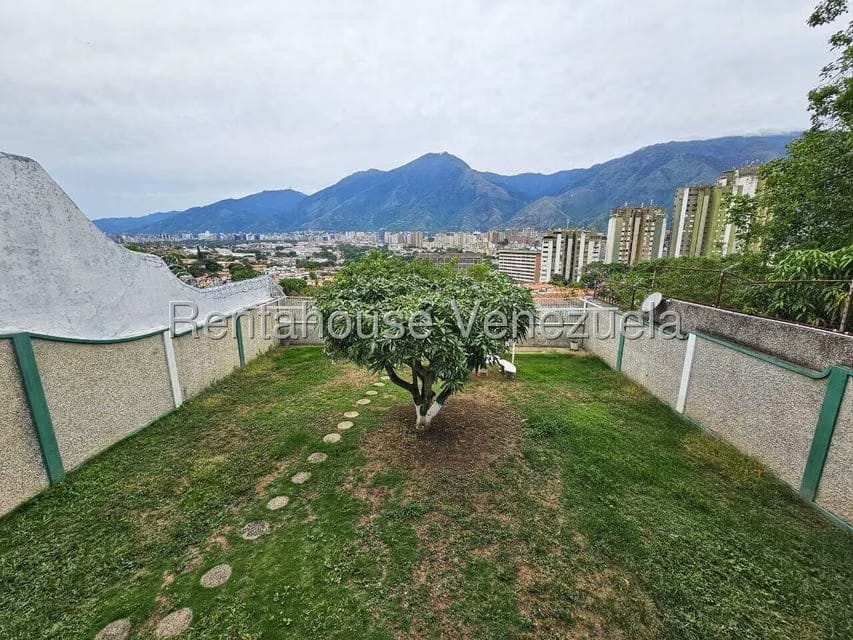 Casa (Multipes Niveles) en Venta en Colinas de La California, Distrito Metropolitano - 52