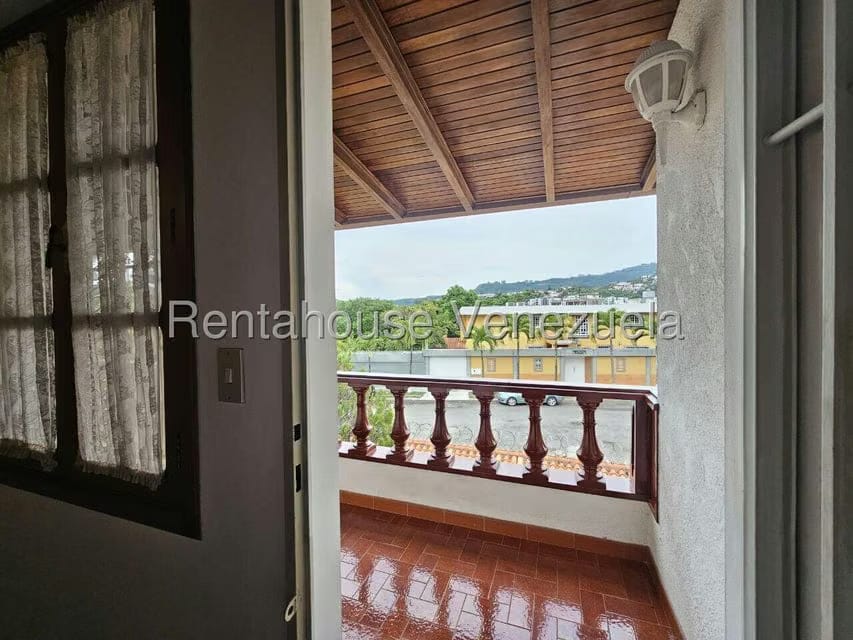 Casa (Multipes Niveles) en Venta en Colinas de La California, Distrito Metropolitano - 87