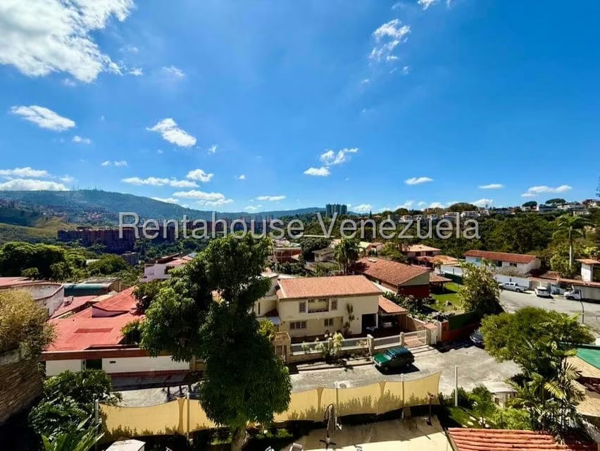 Casa (Multipes Niveles) en Venta en Colinas del Tamanaco, Distrito Metropolitano - 32