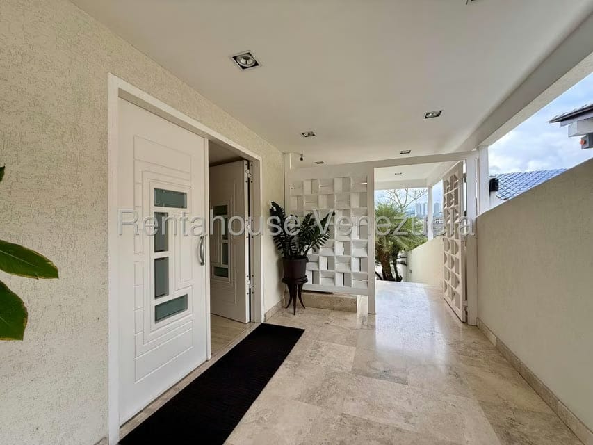 Casa (Multipes Niveles) en Venta en Colinas del Tamanaco, Distrito Metropolitano - 5