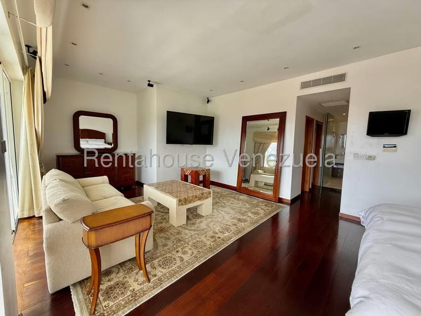 Casa (Multipes Niveles) en Venta en Colinas del Tamanaco, Distrito Metropolitano - 42