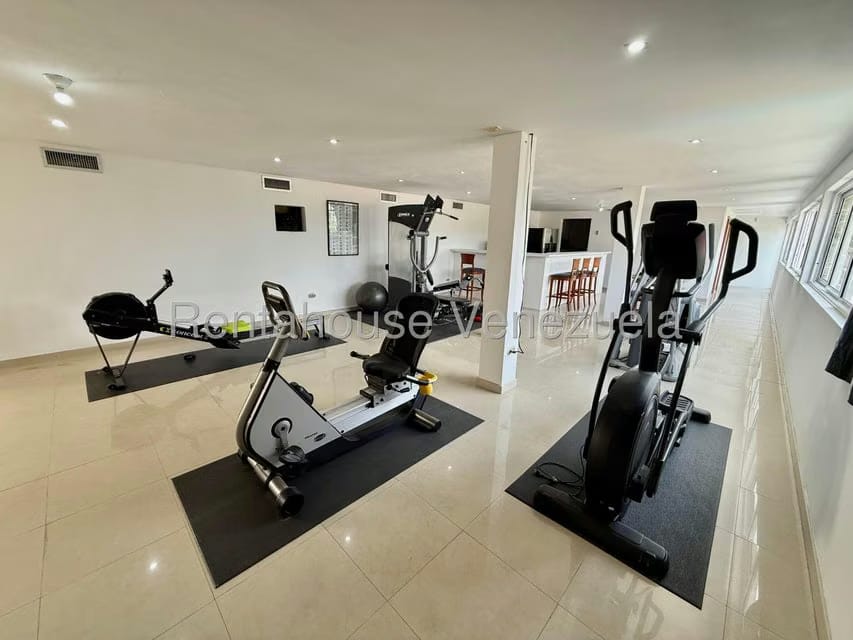 Casa (Multipes Niveles) en Venta en Colinas del Tamanaco, Distrito Metropolitano - 55