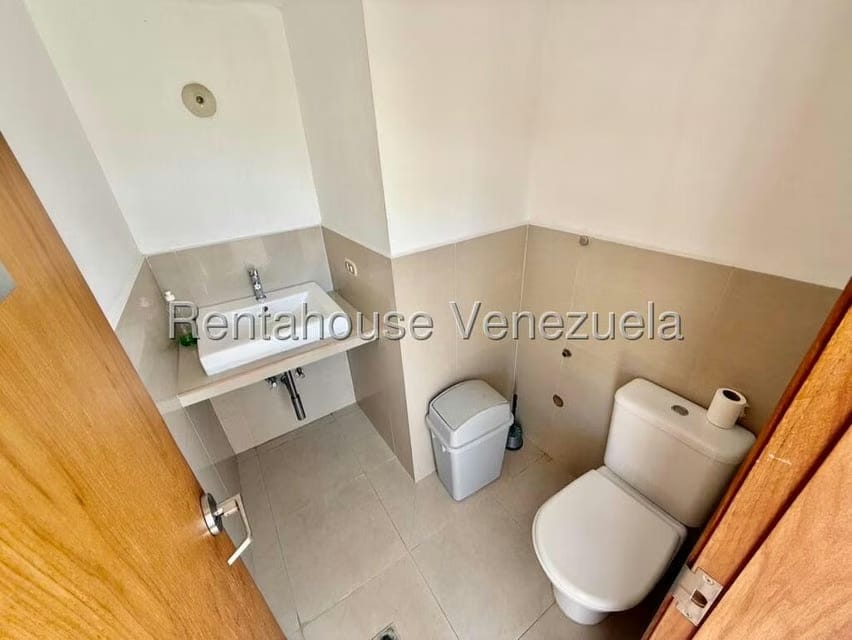 Casa (Multipes Niveles) en Venta en Colinas del Tamanaco, Distrito Metropolitano - 59